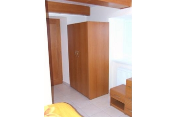 Eslovaquia Privát Staré Hory, Exterior